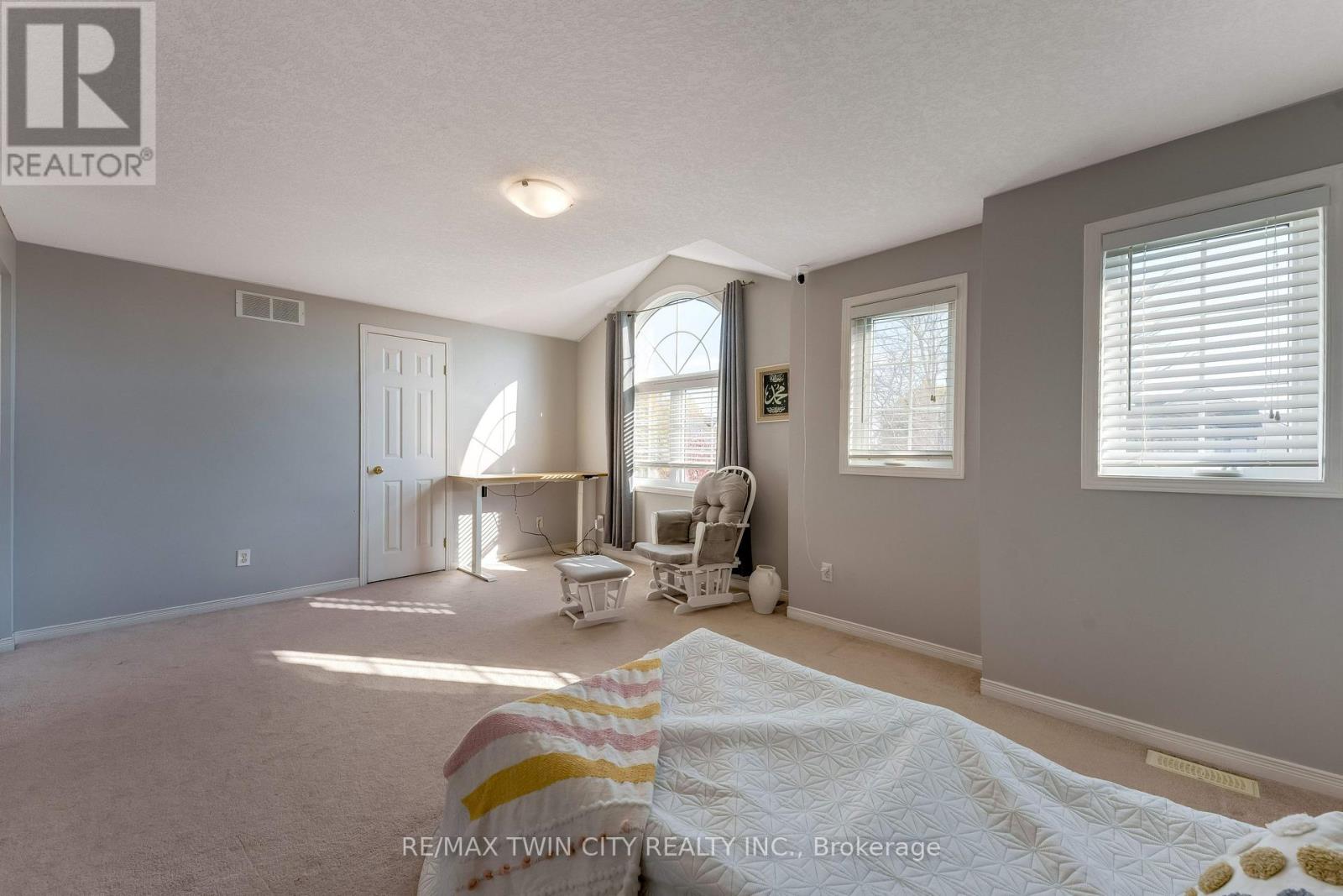 130 Cotton Grass Street, Kitchener, ON photo 21