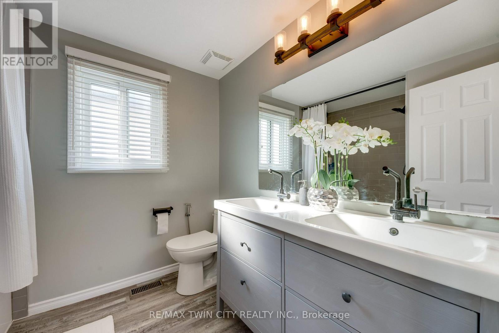 130 Cotton Grass Street, Kitchener, ON photo 23
