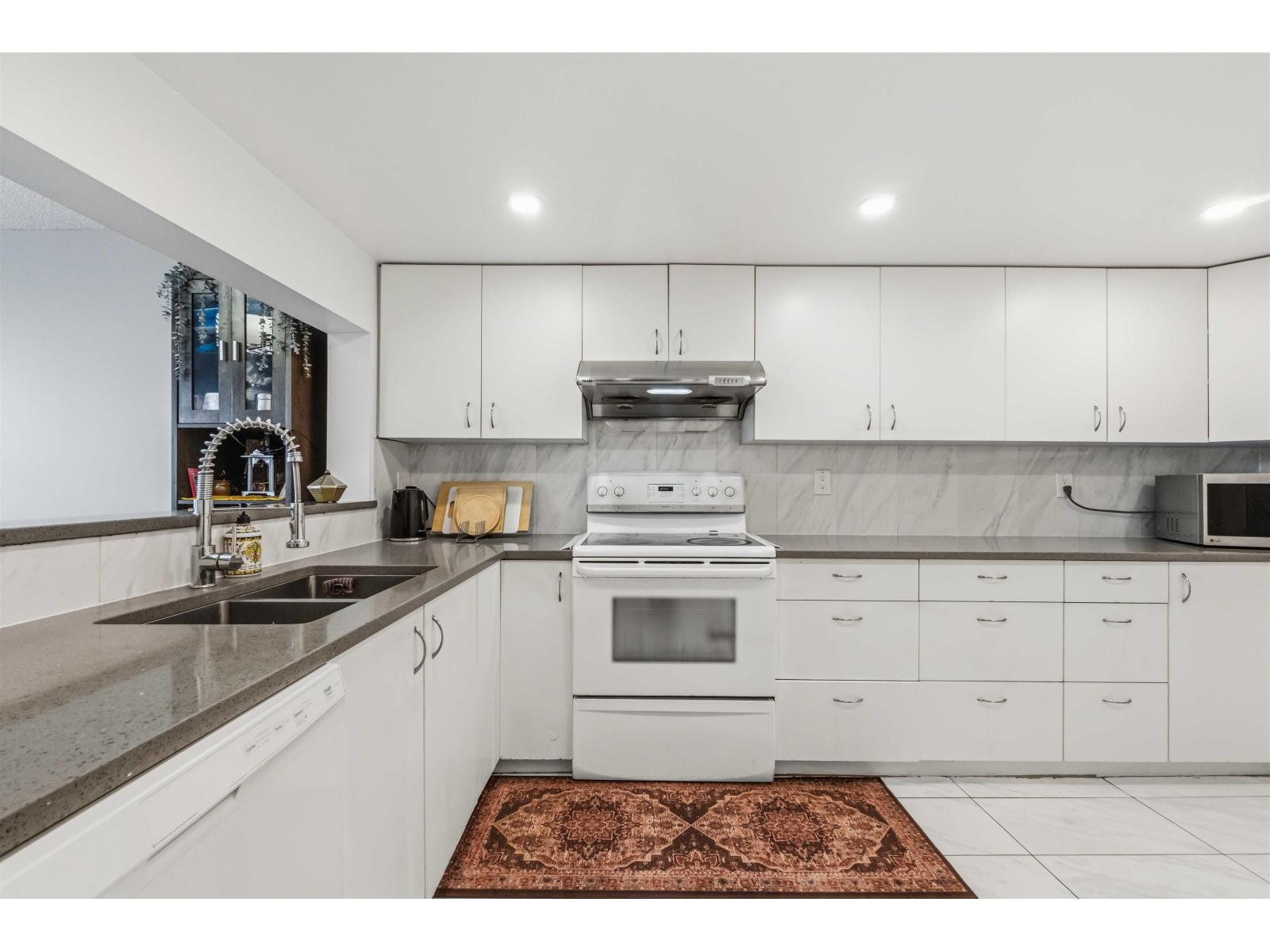 706 14881 103A Avenue, Surrey — photo 17