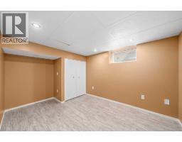 227 4 Street Sw, Medicine Hat, AB T1A4E4 Photo 19