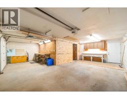 227 4 Street Sw, Medicine Hat, AB T1A4E4 Photo 28