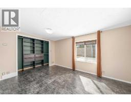 Bedroom - 227 4 Street Sw, Medicine Hat, AB T1A4E4 Photo 9