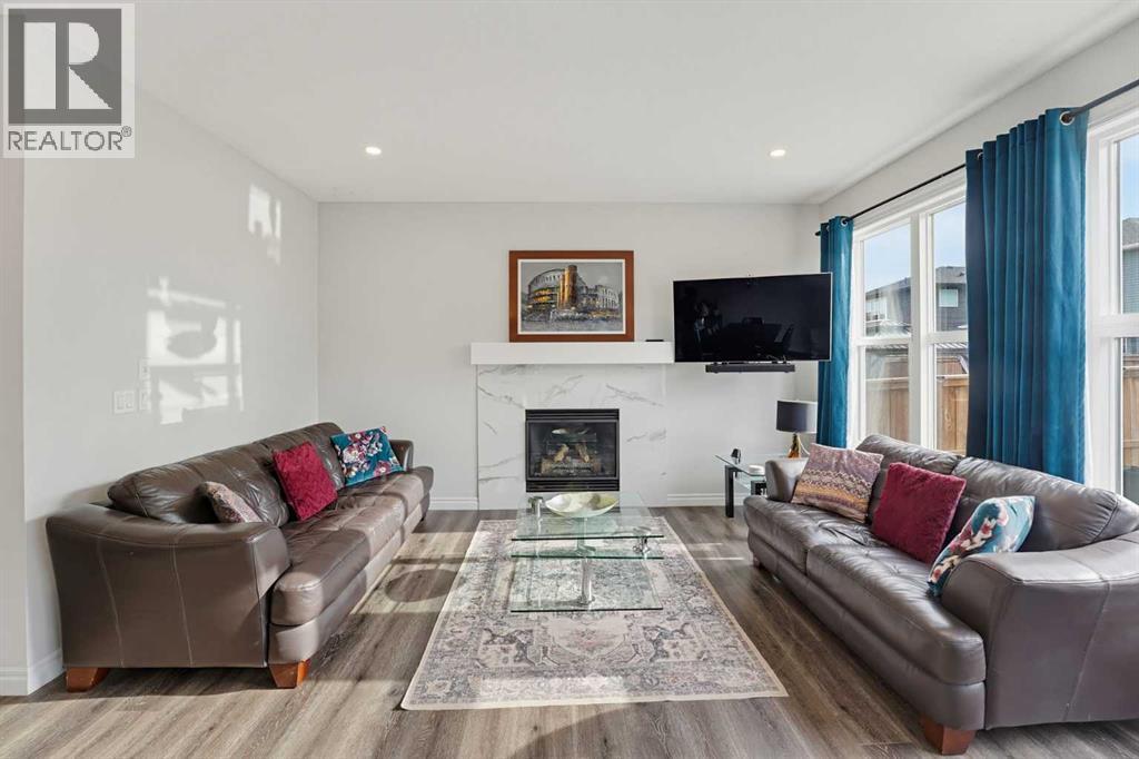 721 Midtown Drive SW, Airdrie — photo 8