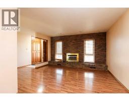 Sunroom - 739 23 Street N, Lethbridge, AB T1H3S8 Photo 6