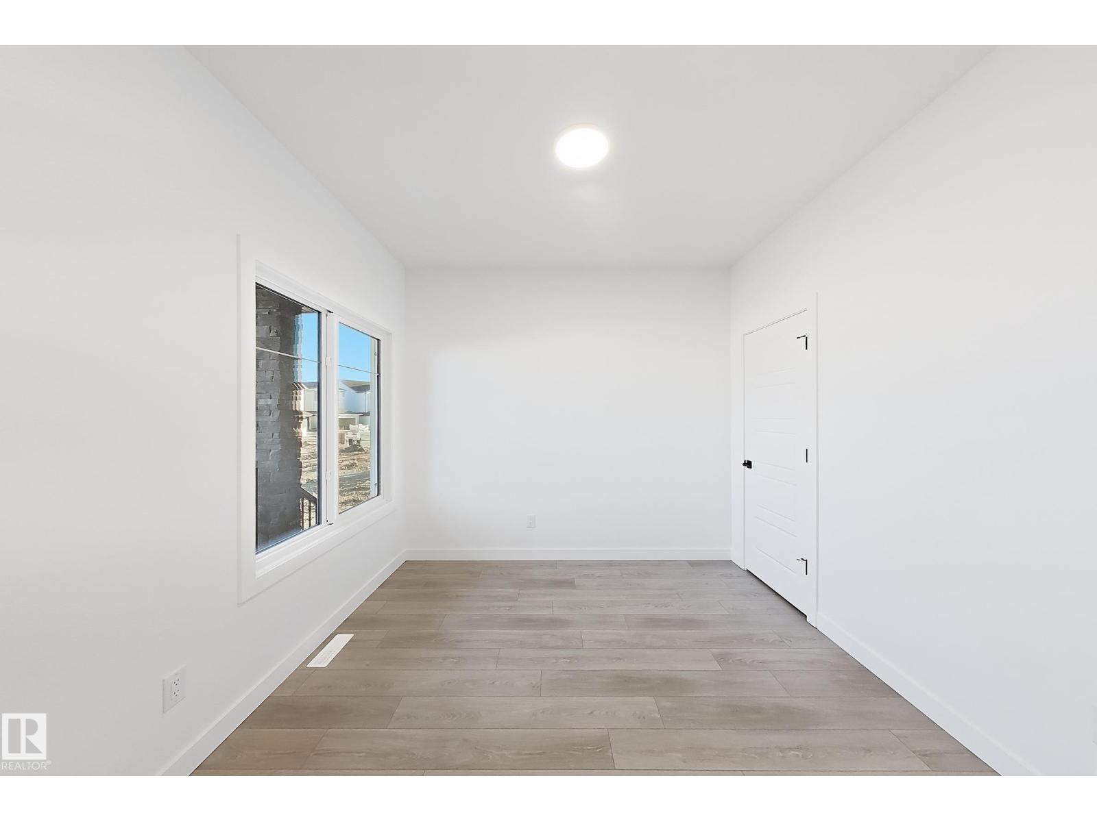 908 17 ave NW, Edmonton — photo 14