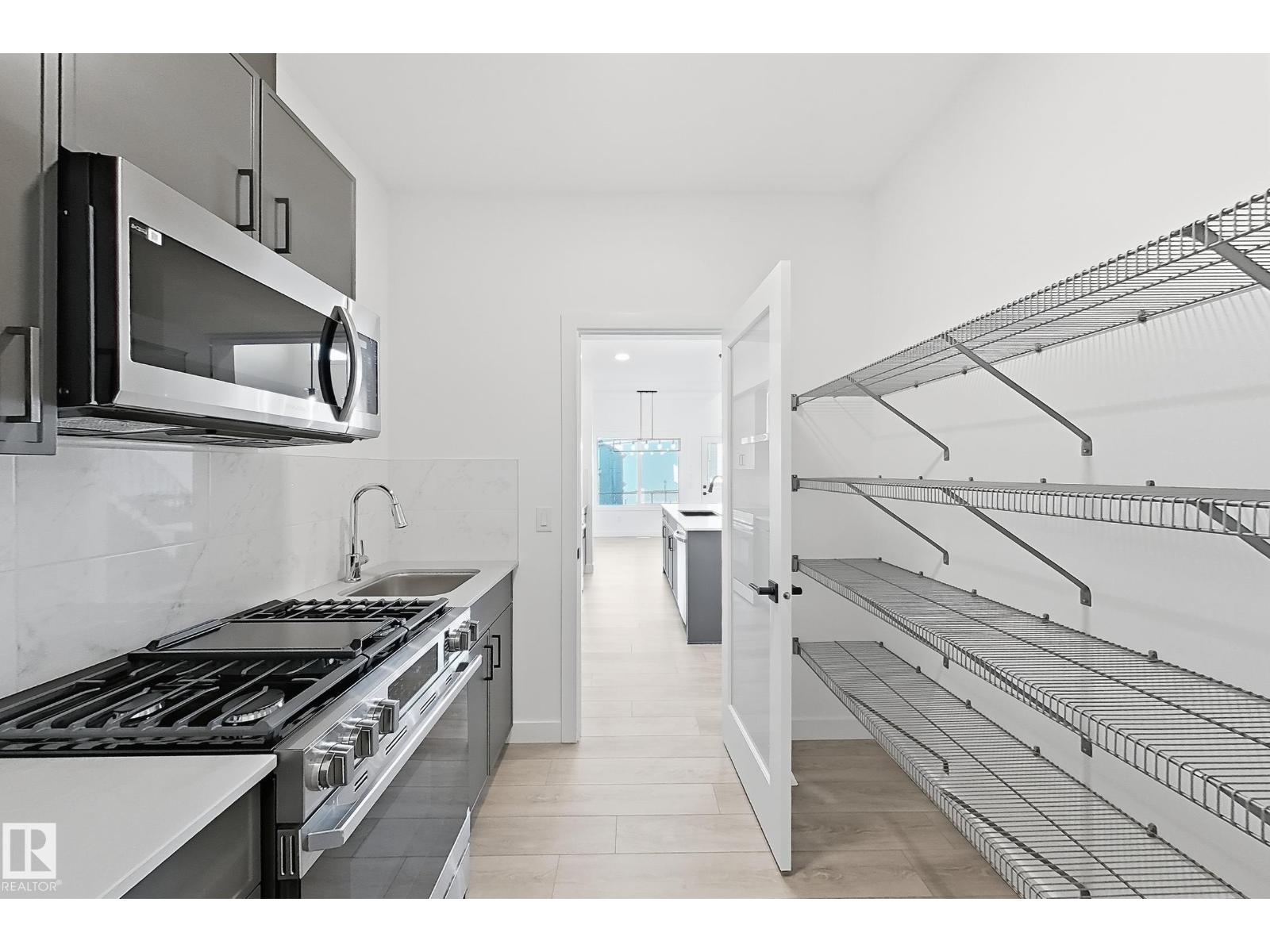 908 17 ave NW, Edmonton — photo 20