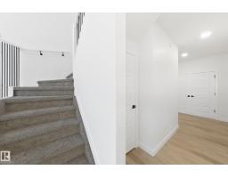 908 17 Ave Nw, Edmonton, AB T6T2X8 Photo 28