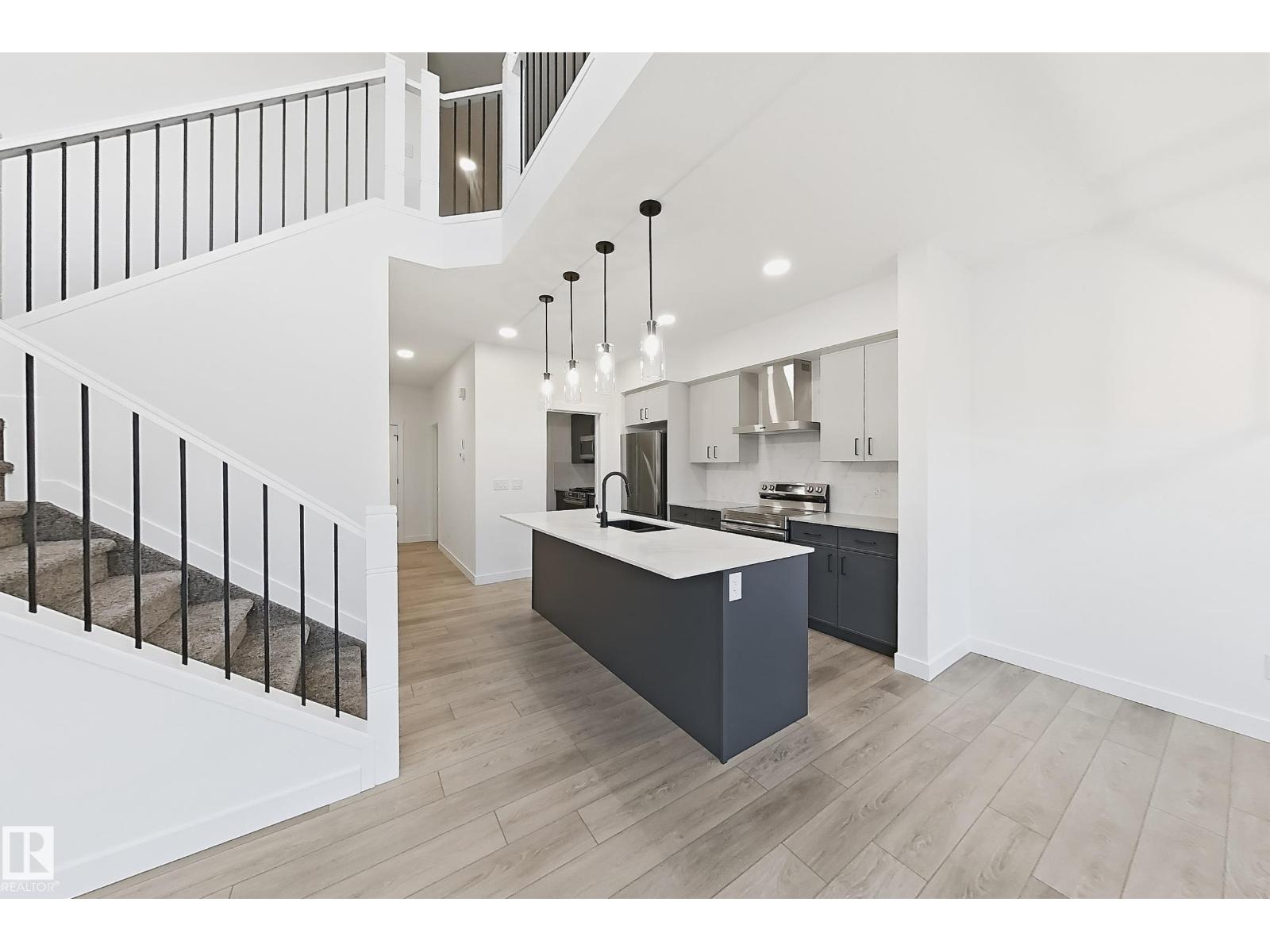 904 17 AVE NW, Edmonton — photo 24