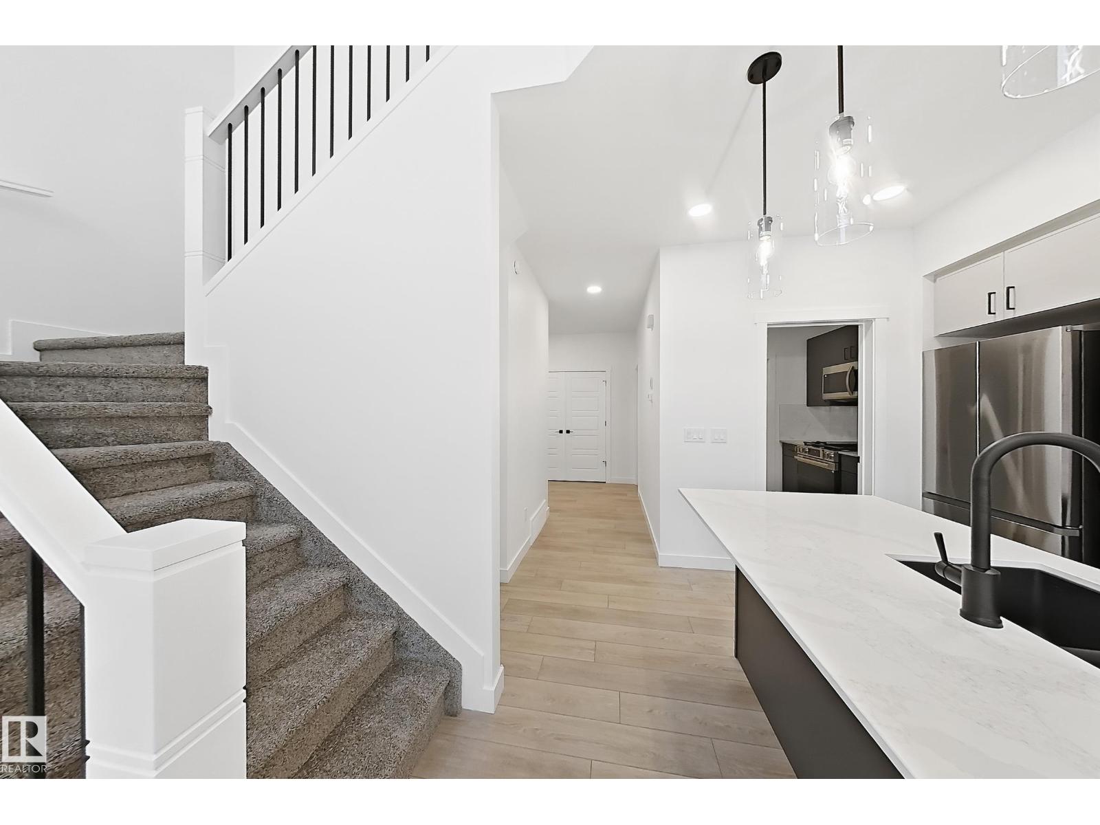 904 17 AVE NW, Edmonton — photo 25
