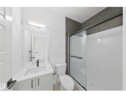 904 17 Ave Nw, Edmonton, AB T6T2X8 Photo 15