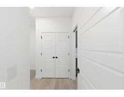 904 17 Ave Nw, Edmonton, AB T6T2X8 Photo 16