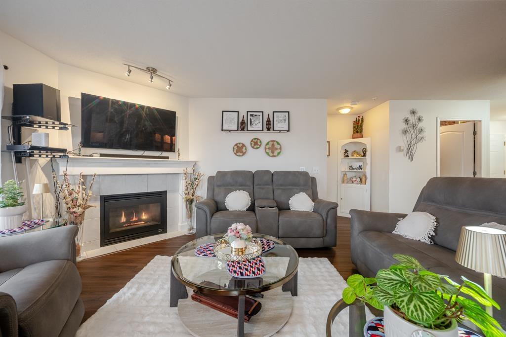 312 33738 KING Road, Abbotsford
