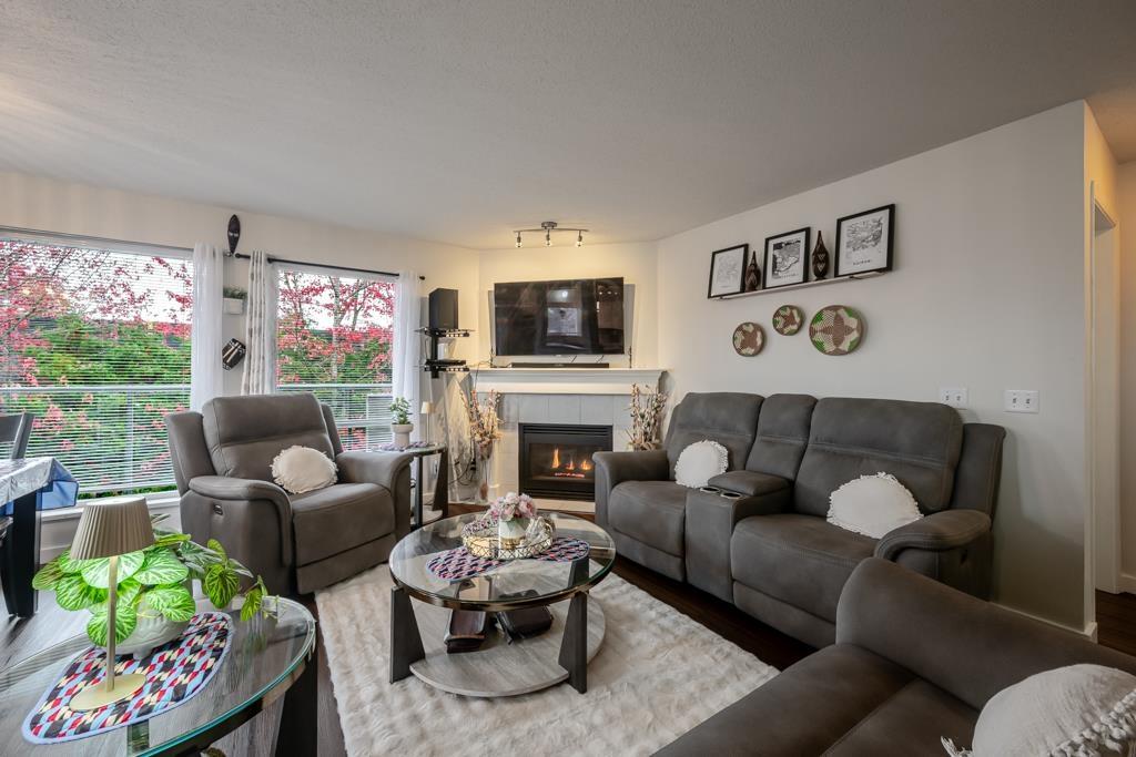 312 33738 KING Road, Abbotsford