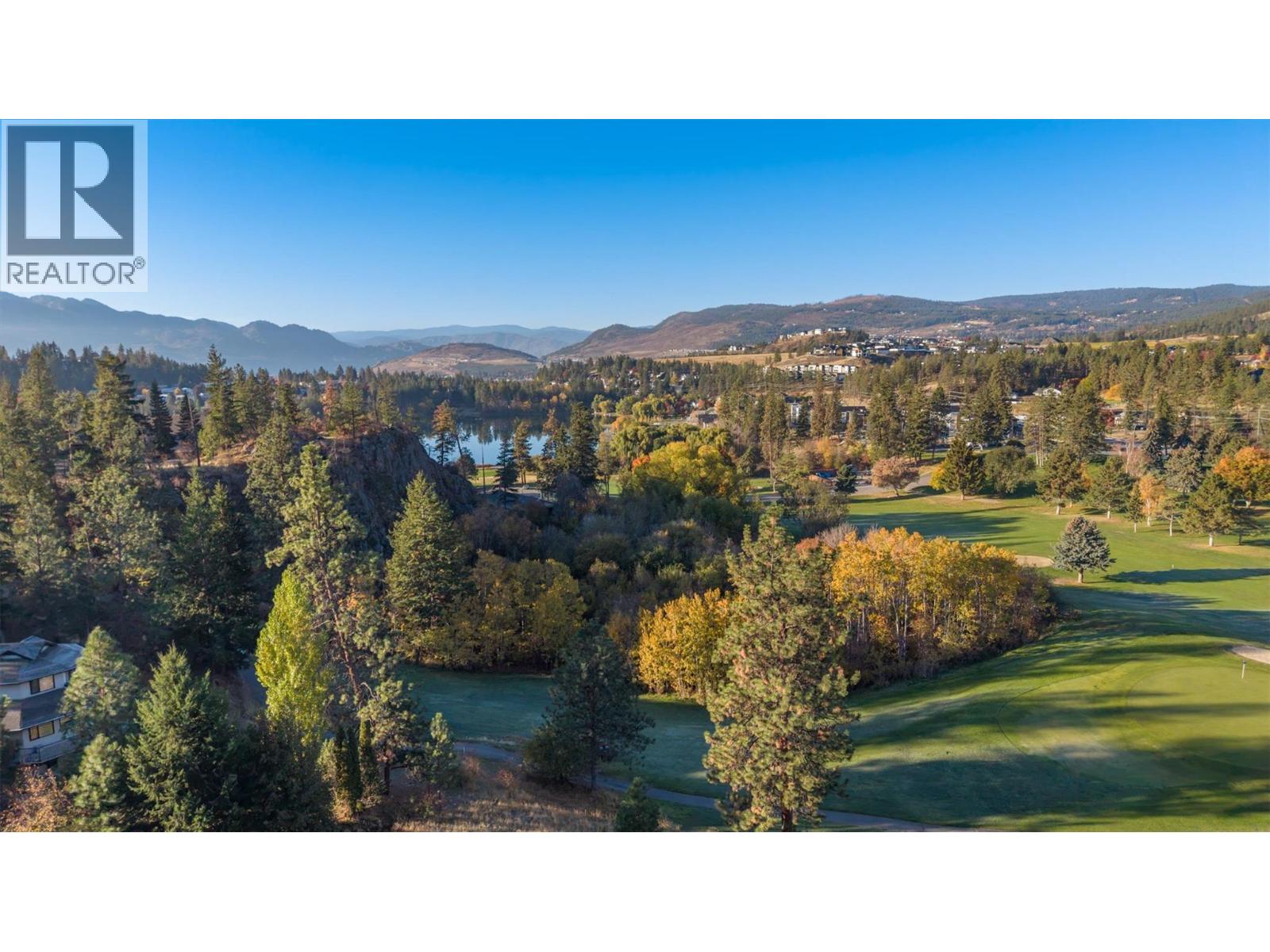  2218 Golf Course Drive, West Kelowna