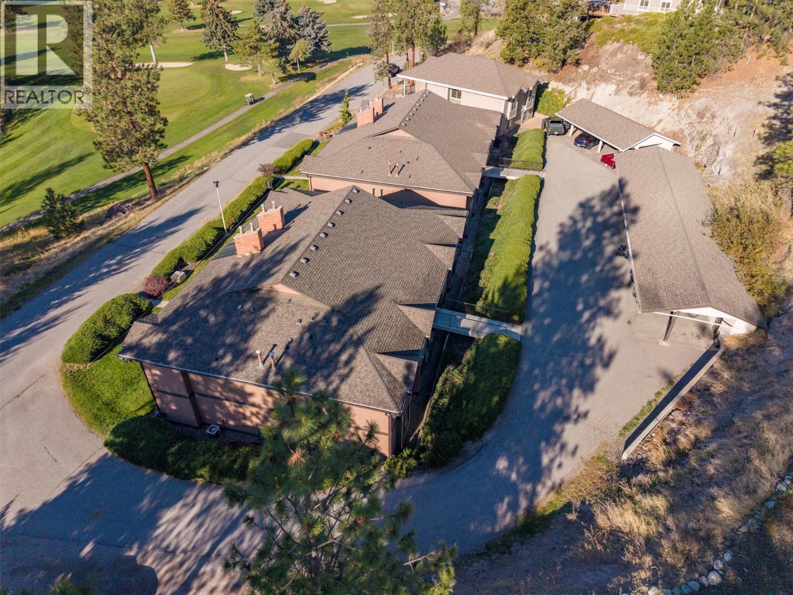  2218 Golf Course Drive, West Kelowna