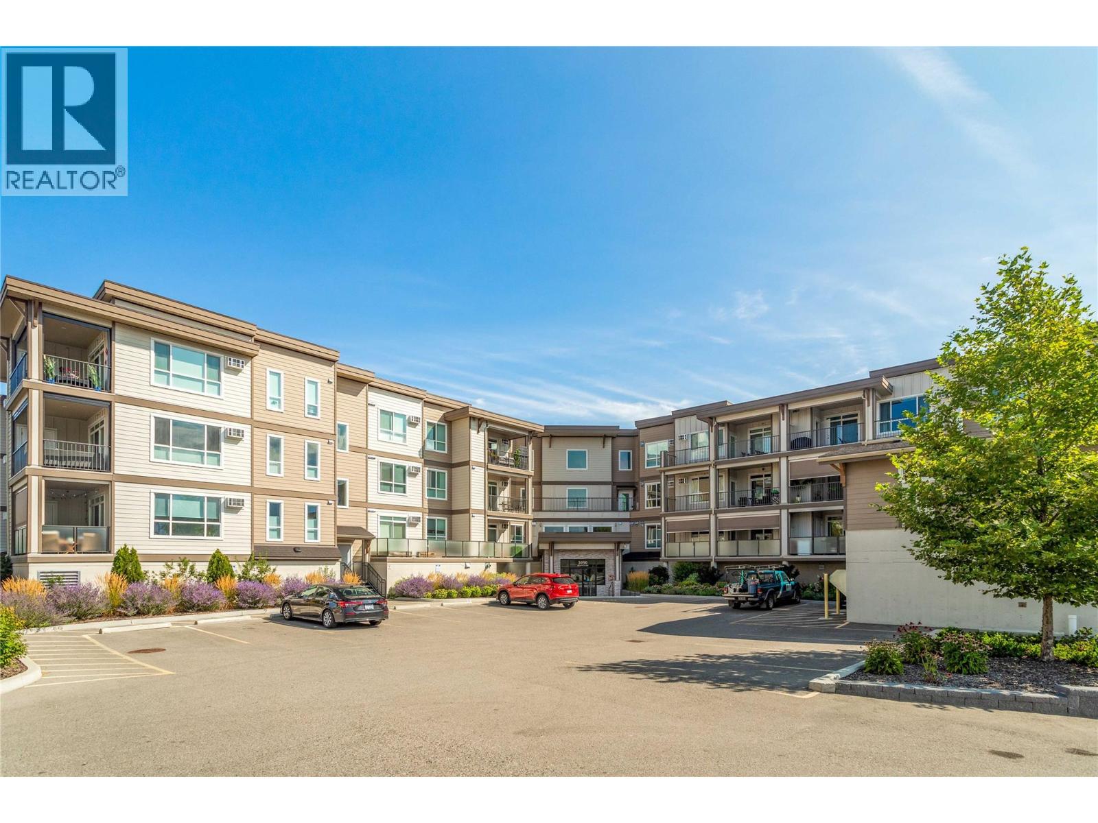 204 3090 Burtch Road, Kelowna