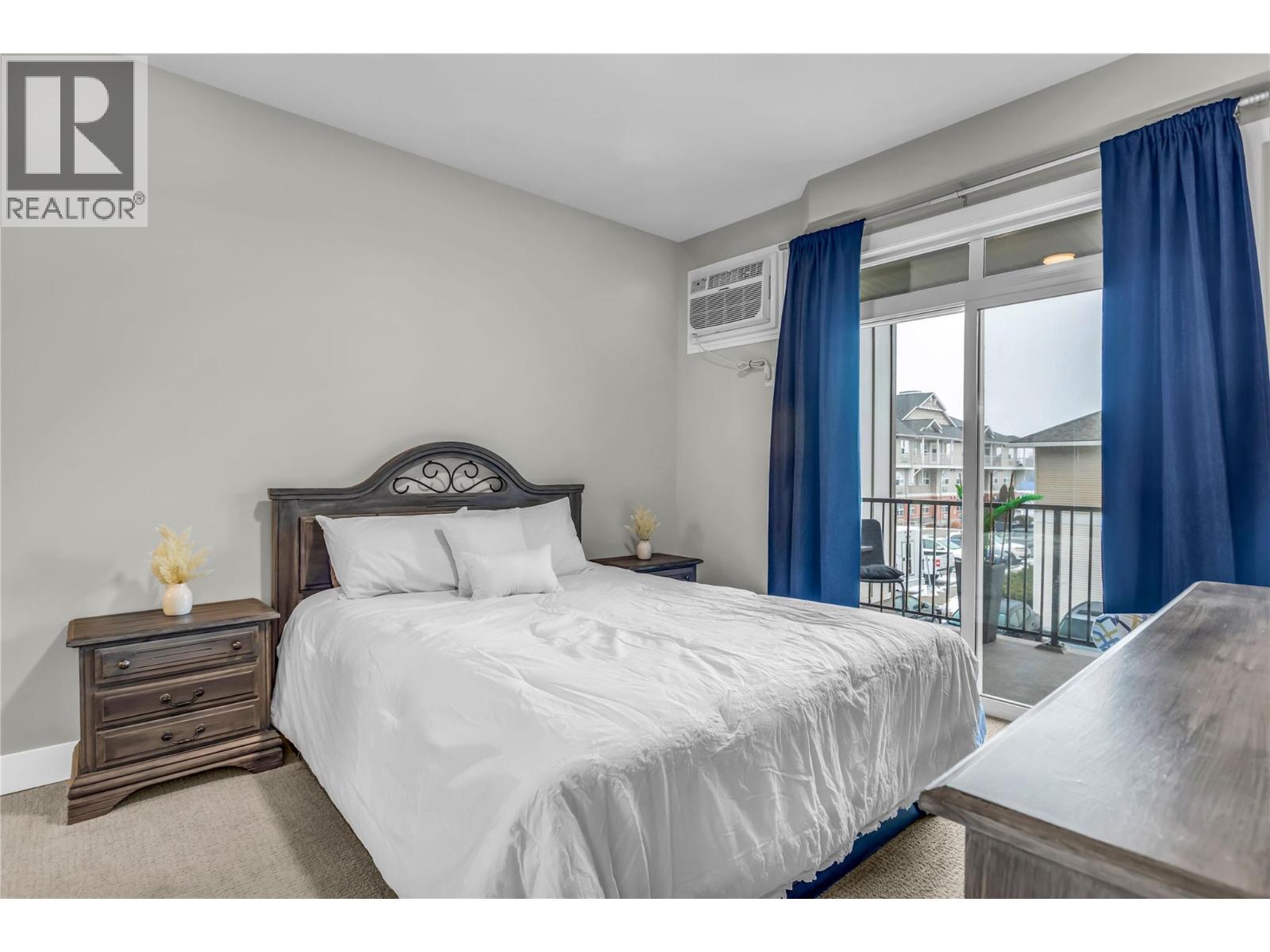 204 3090 Burtch Road, Kelowna