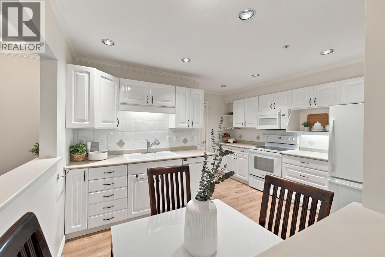 104 1281 Parkgate Avenue, North Vancouver — photo 9