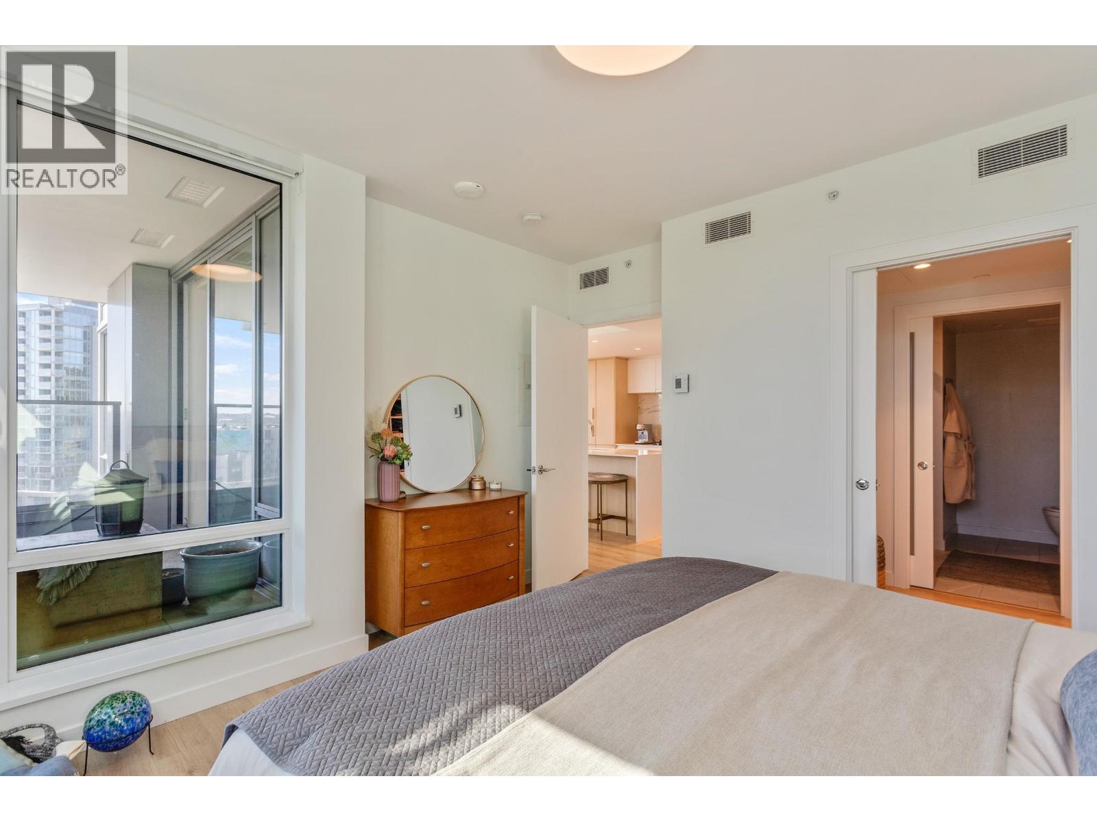 706 1500 Fern Street, North Vancouver — photo 17