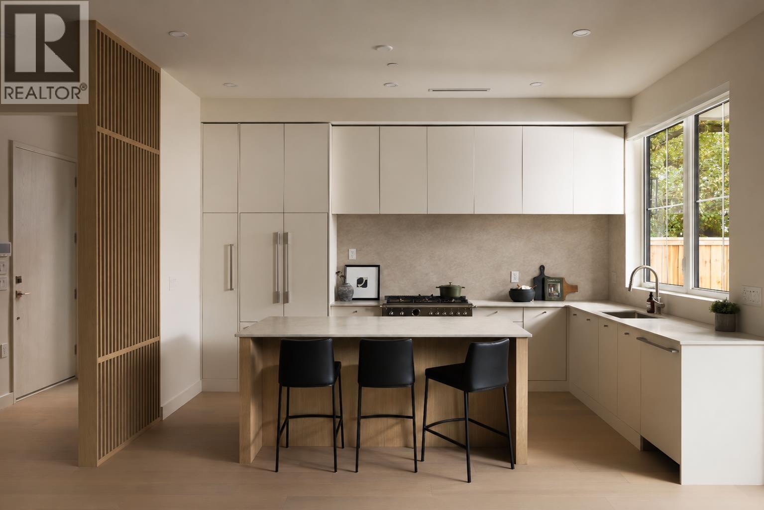2 3351 W 13th Avenue, Vancouver — photo 5