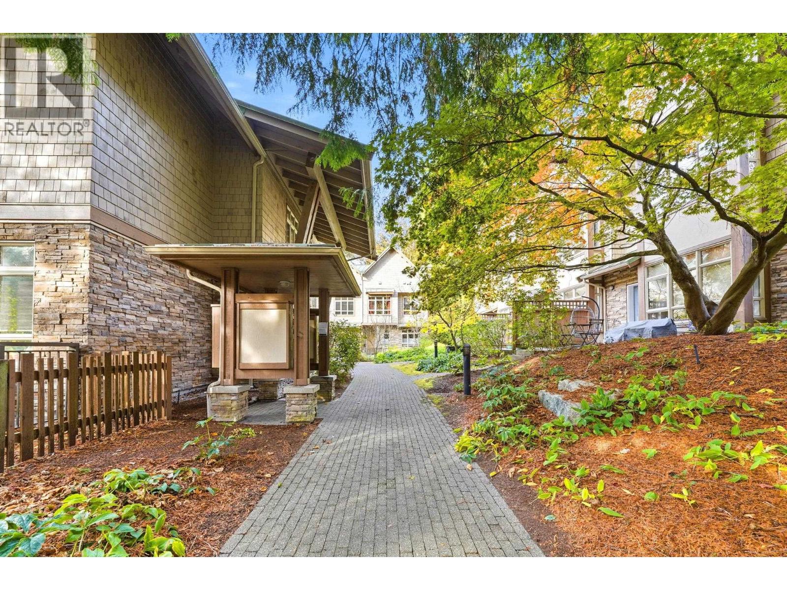 3332 Mt Seymour Parkway, North Vancouver — photo 37