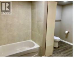 89 Oxford Road W, Lethbridge, AB T1K4V6 Photo 8