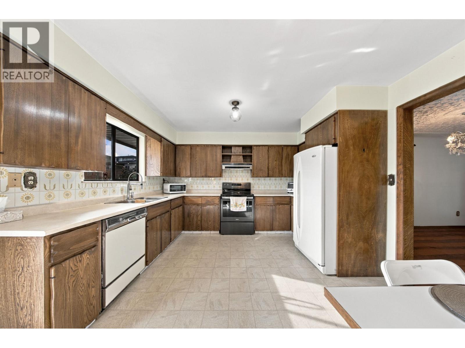 4052 Price Street, Burnaby — photo 10