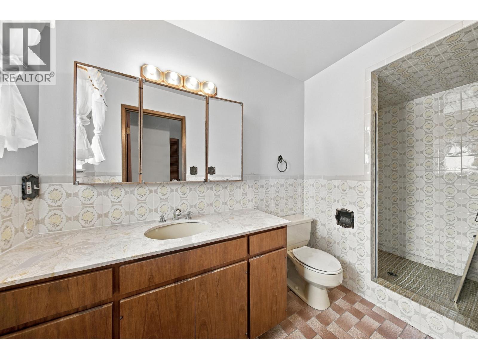 4052 Price Street, Burnaby — photo 13