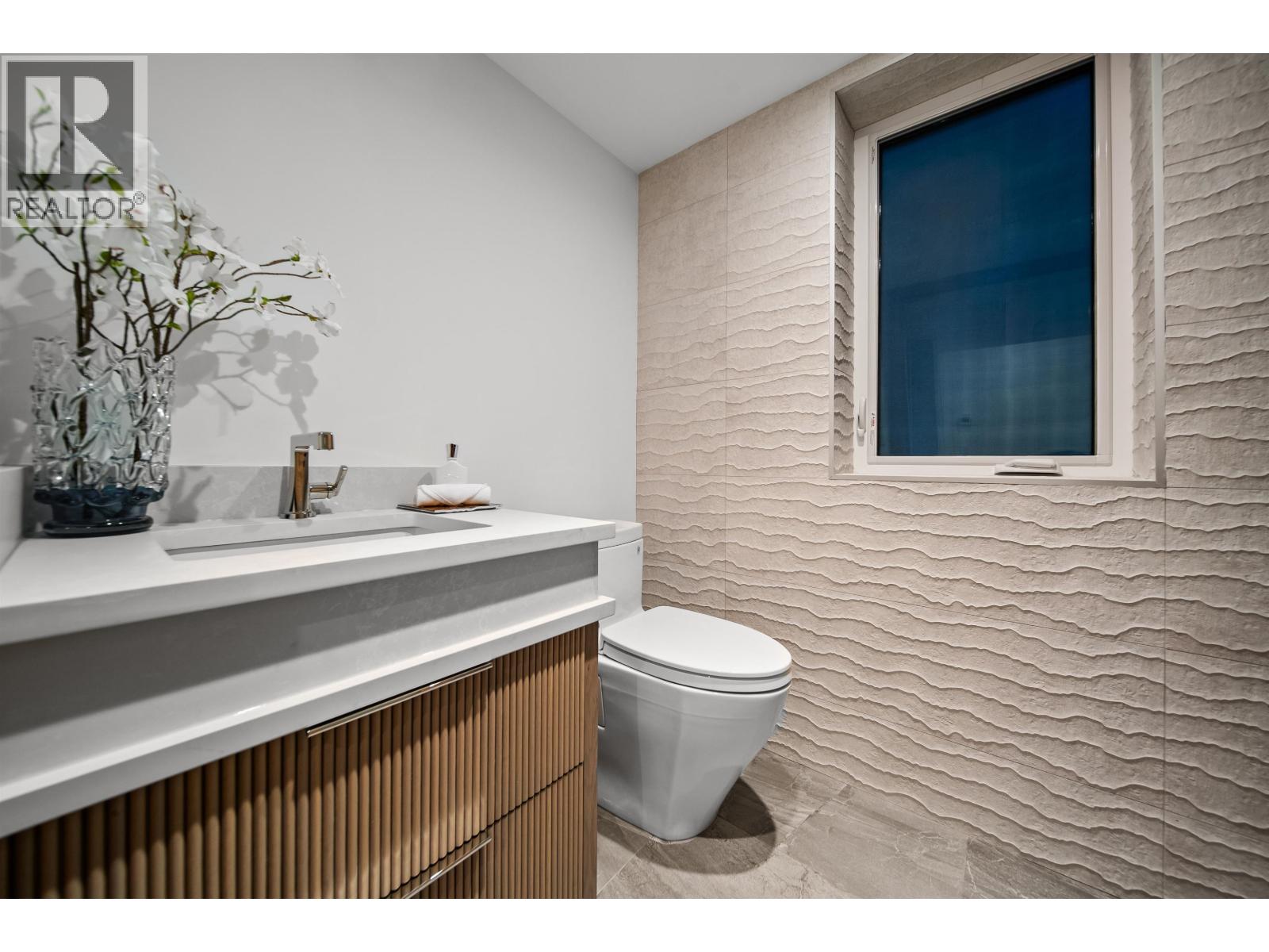 5595 Mackenzie Street, Vancouver — photo 11