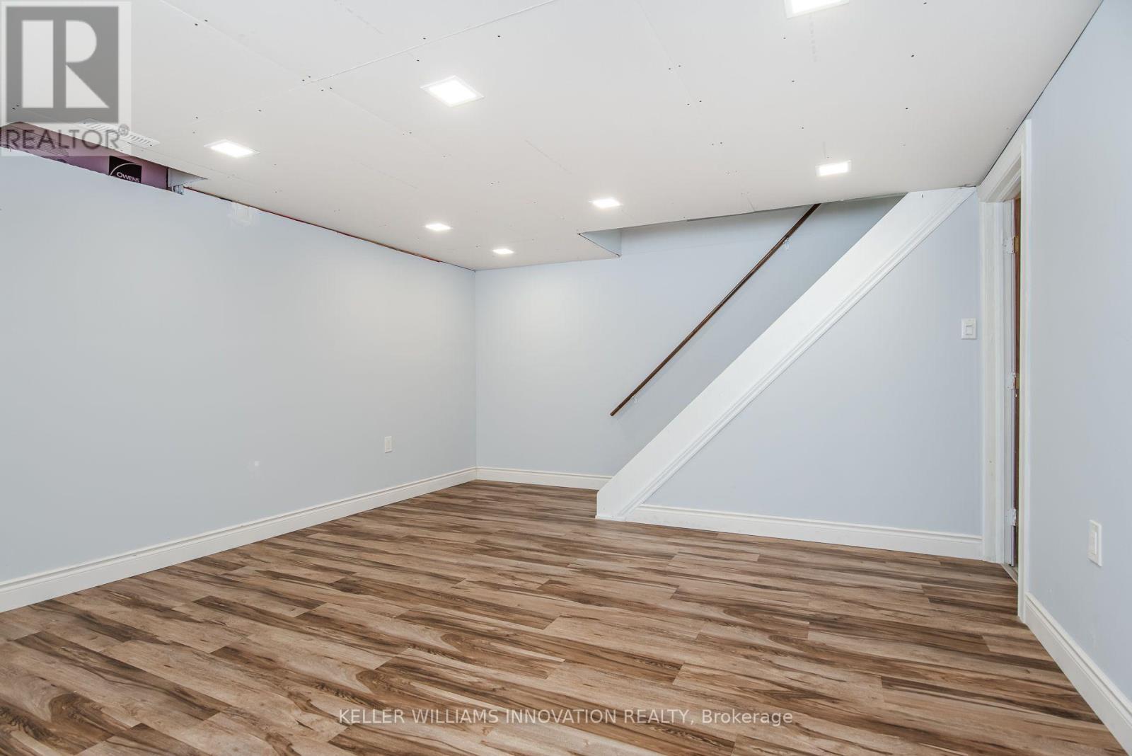 530 Parkview Crescent, Cambridge, ON photo 32