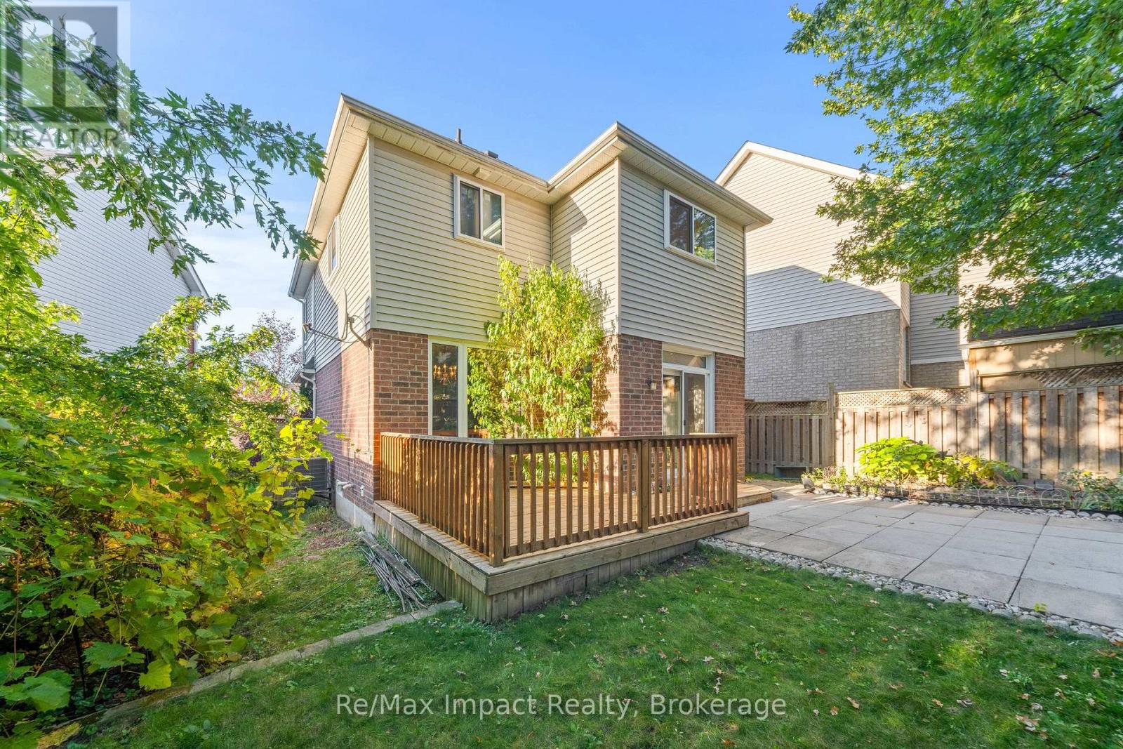 1049 Timberland Crescent, Oshawa, ON photo 17