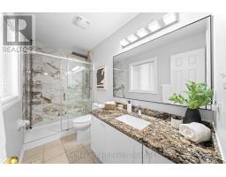 1049 Timberland Crescent, Oshawa, ON L1K2L9 Photo 11