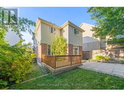 1049 Timberland Crescent, Oshawa, ON L1K2L9 Photo 17
