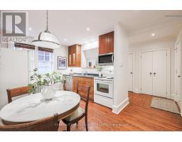 111 - 480 Oriole Parkway, Toronto, ON M5P2H8 Photo 16