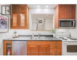 111 - 480 Oriole Parkway, Toronto, ON M5P2H8 Photo 17