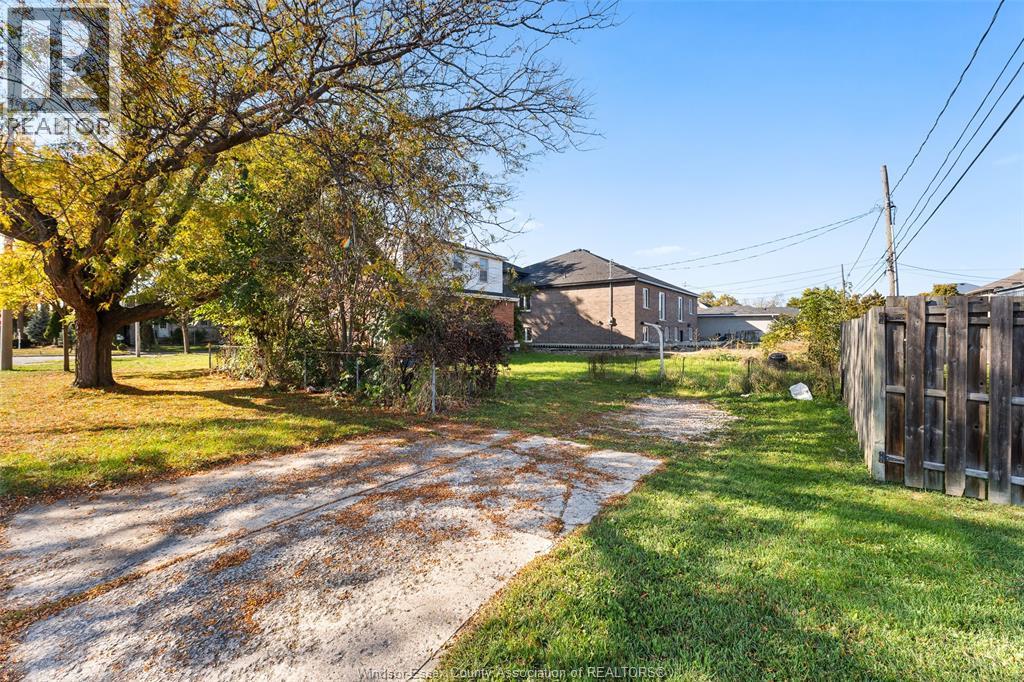 1598 Randolph AVENUE - 31