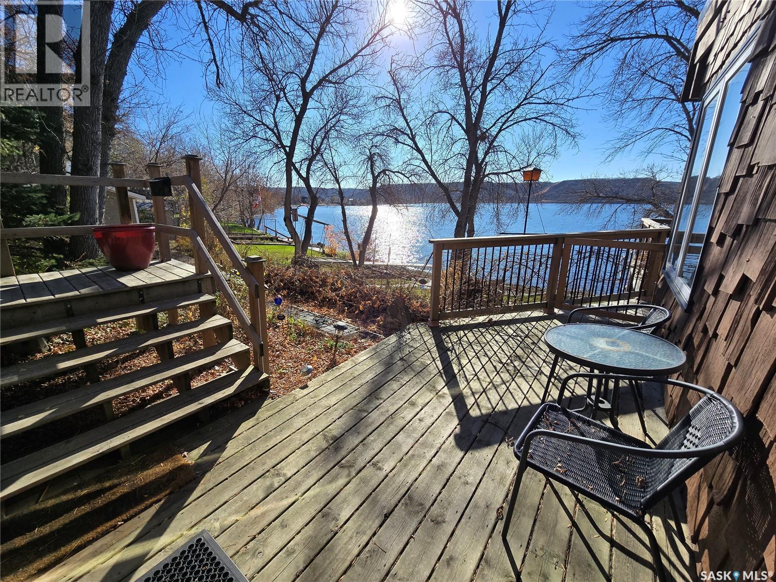 208-210 Criddle AVENUE, Crooked Lake — photo 9