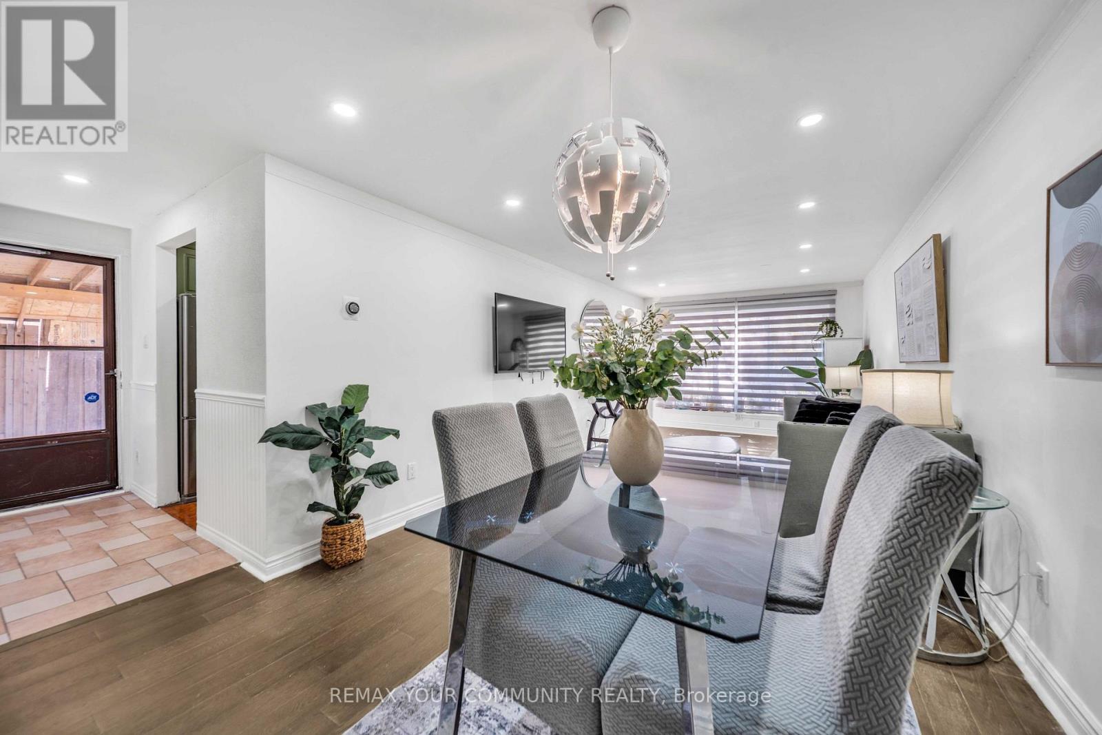 156 Quantrell Trail, Toronto, ON photo 14