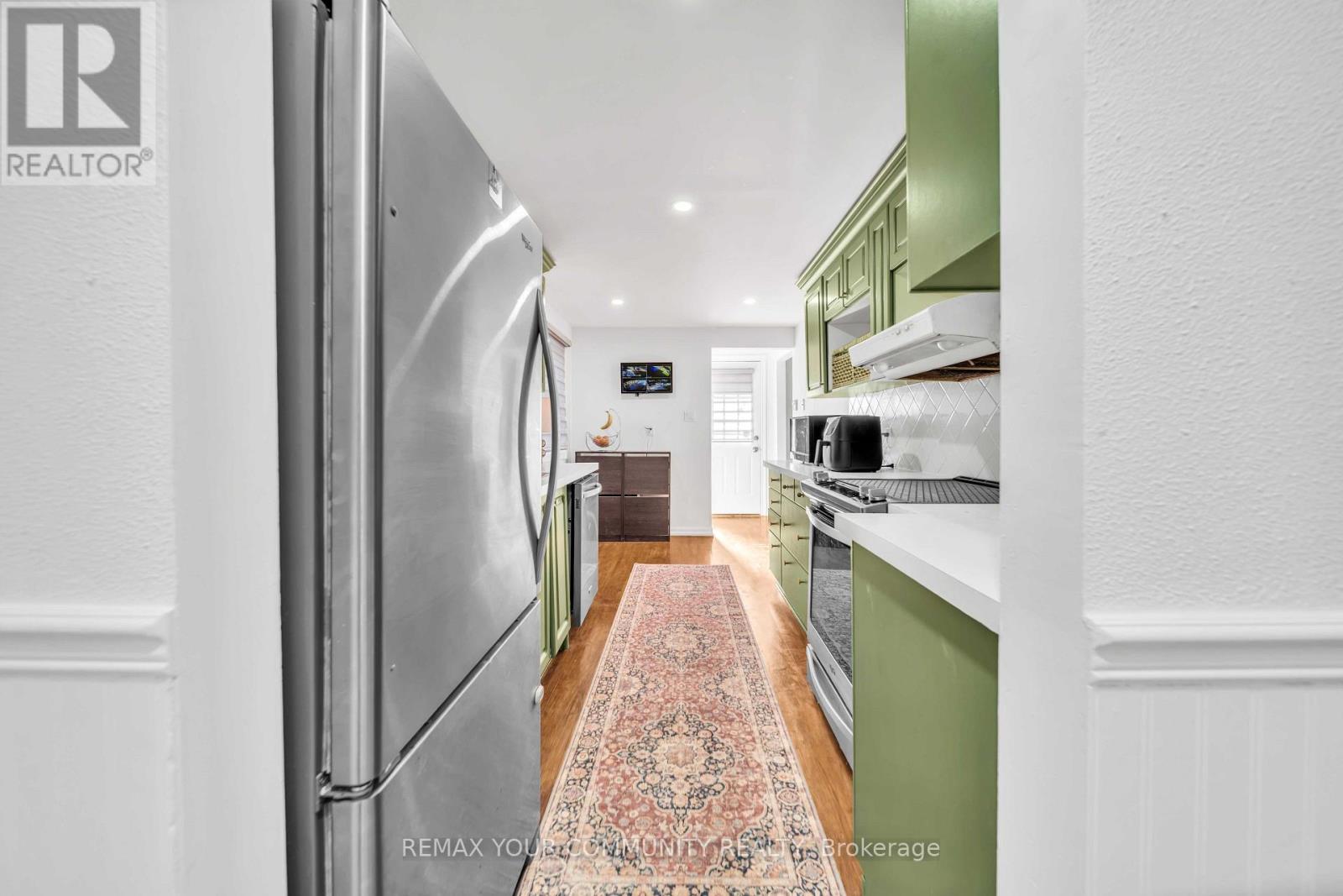 156 Quantrell Trail, Toronto, ON photo 16