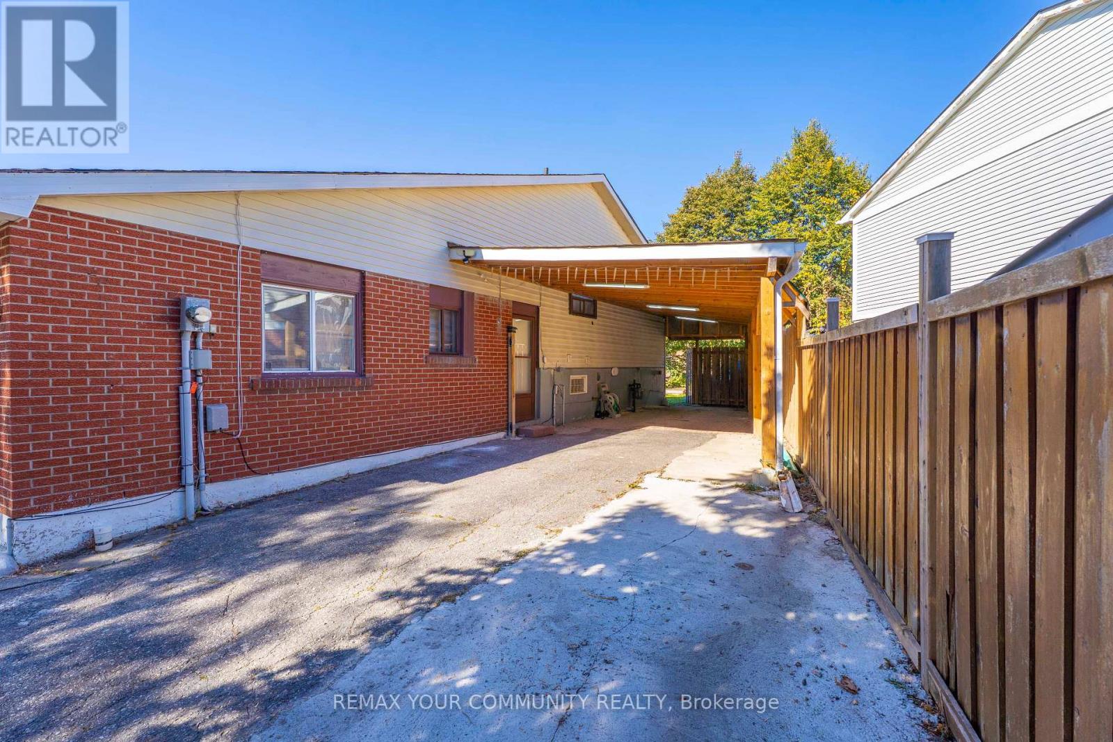 Photo of 156 QUANTRELL TRAIL