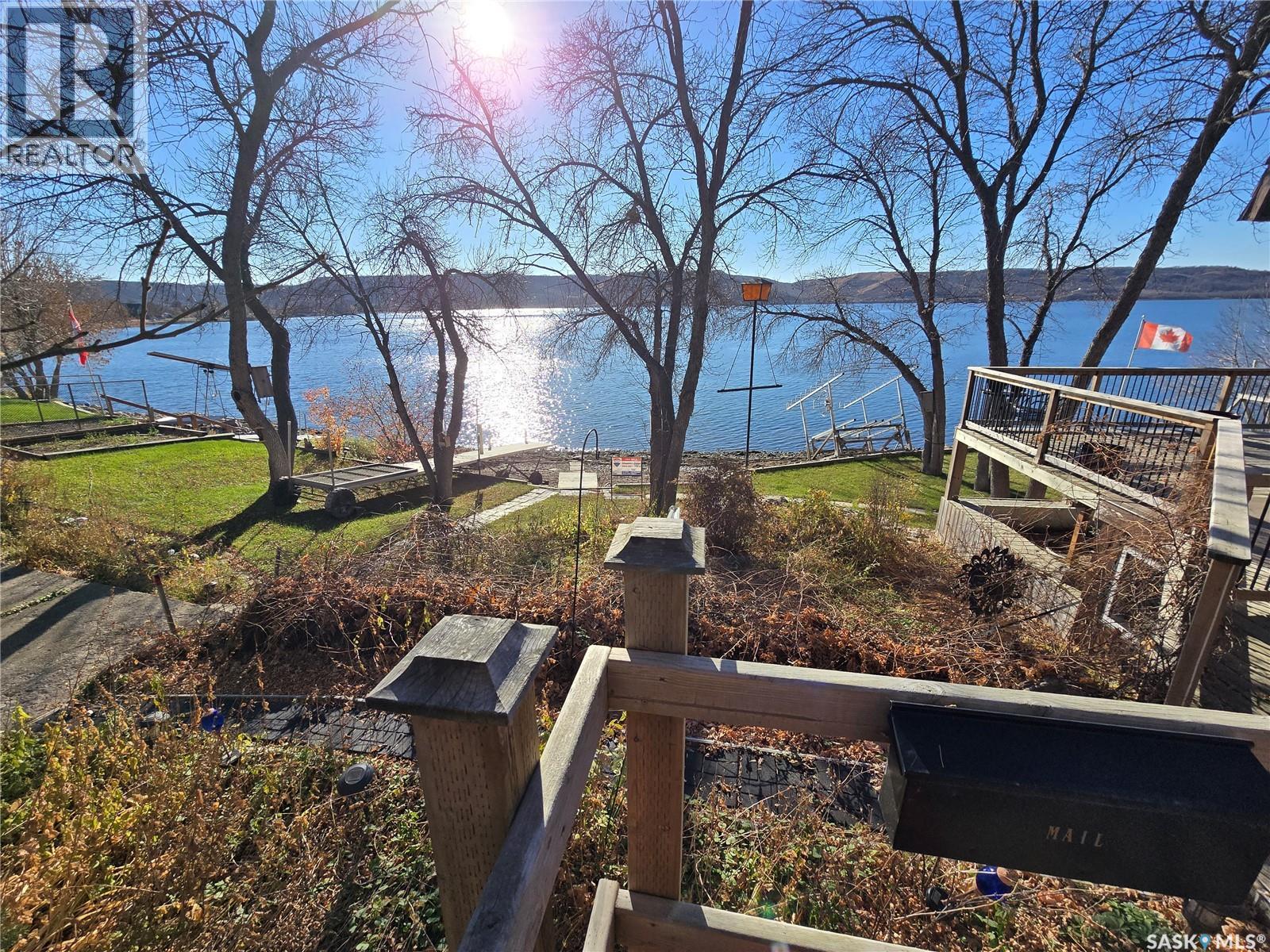 208-210 Criddle AVENUE, Crooked Lake — photo 10