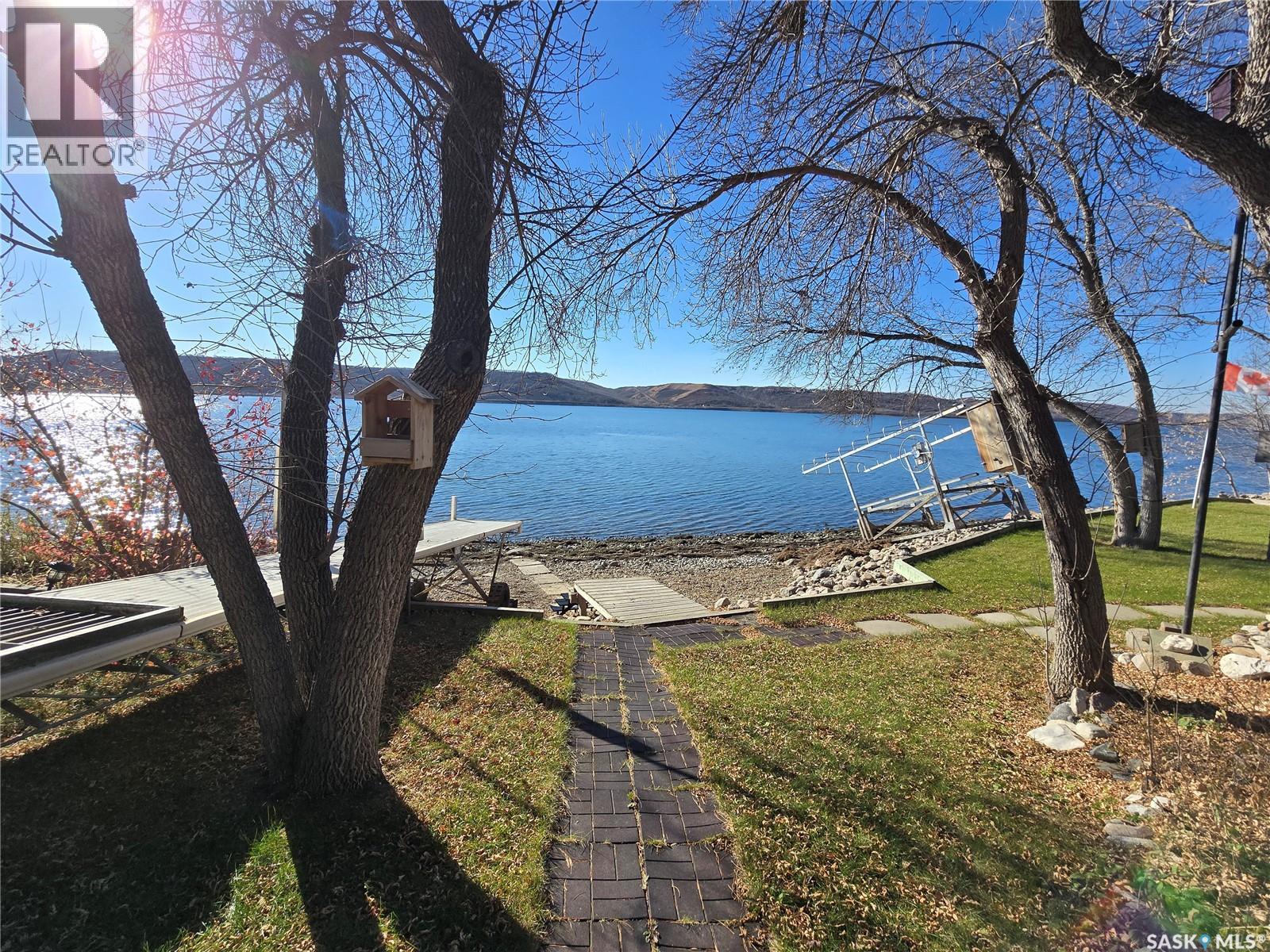 208-210 Criddle AVENUE, Crooked Lake — photo 12