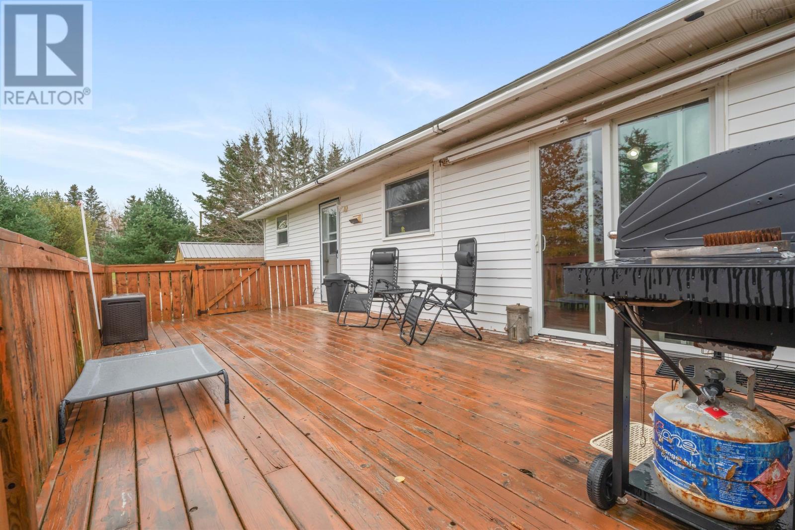 14069 Highway 215 - 37