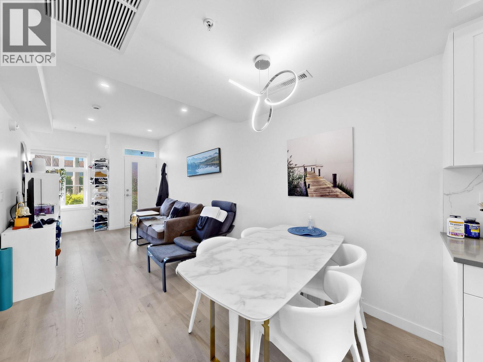 4 6988 Griffiths Avenue, Burnaby — photo 11