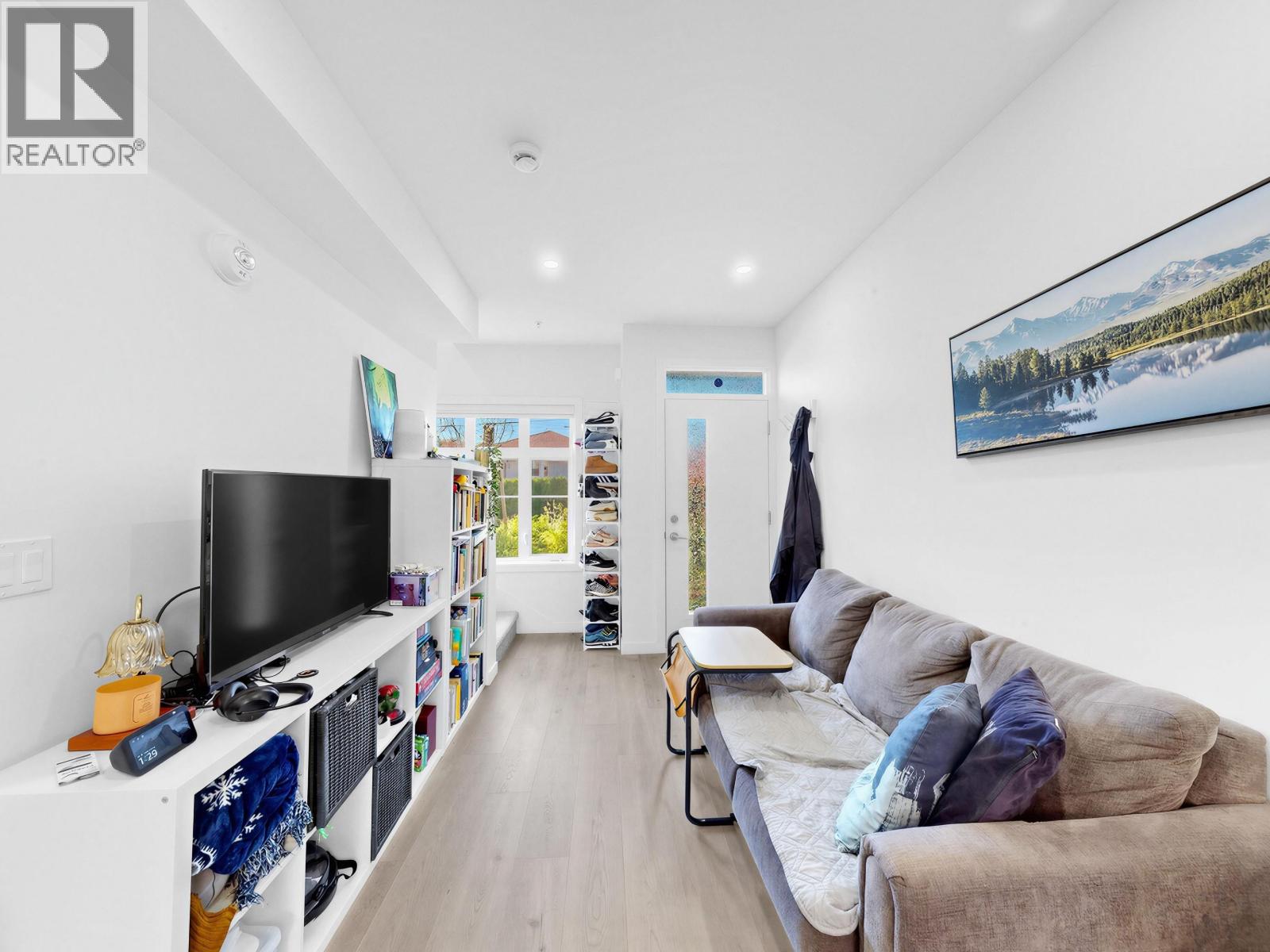 4 6988 Griffiths Avenue, Burnaby — photo 8