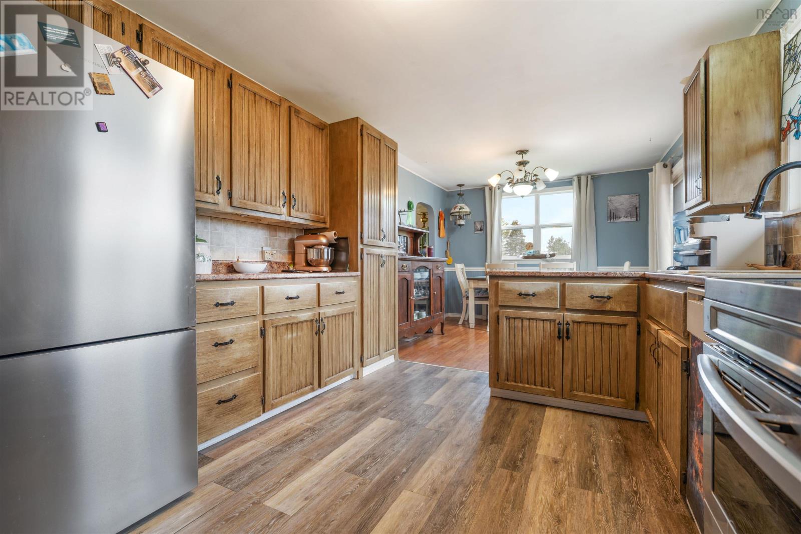 14069 Highway 215 - 16