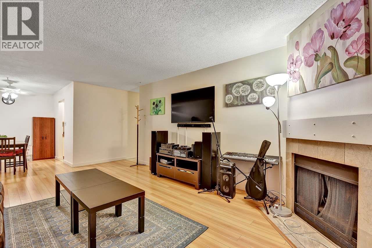 #114-7340 MOFFATT Road, Richmond
