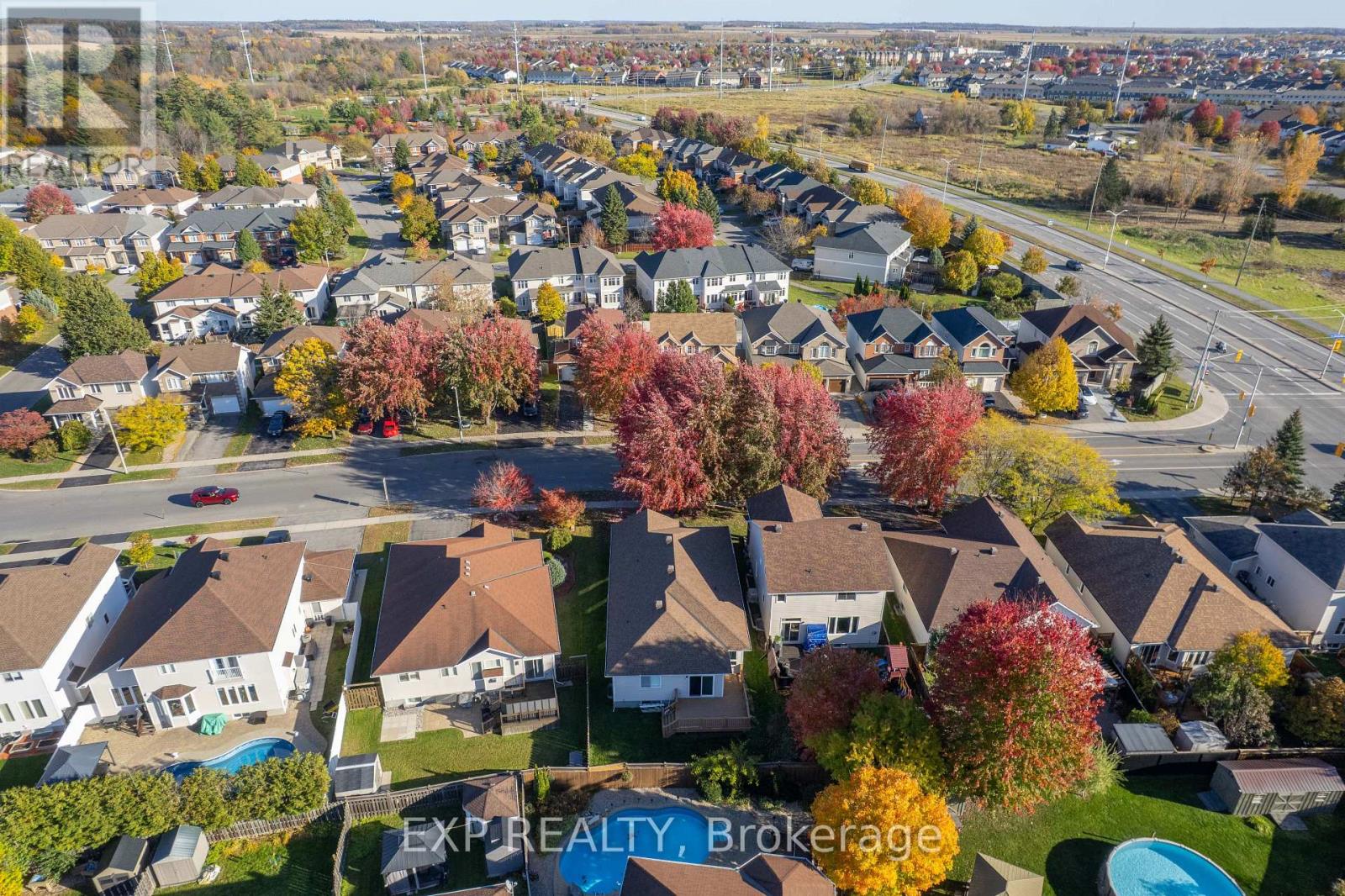 Homes for Sale in Ottawa – 1898 SPRINGRIDGE DRIVE – By Peter Sagos - Image 30
