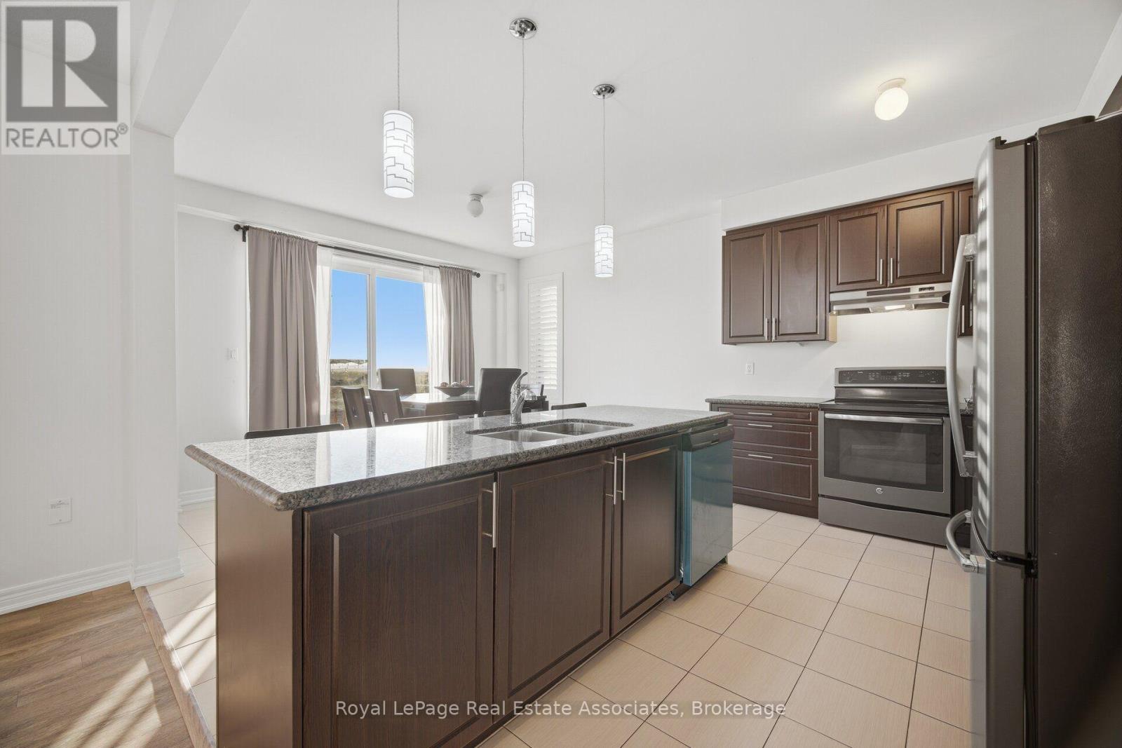 104 Sutcliffe Way, New Tecumseth photo 12