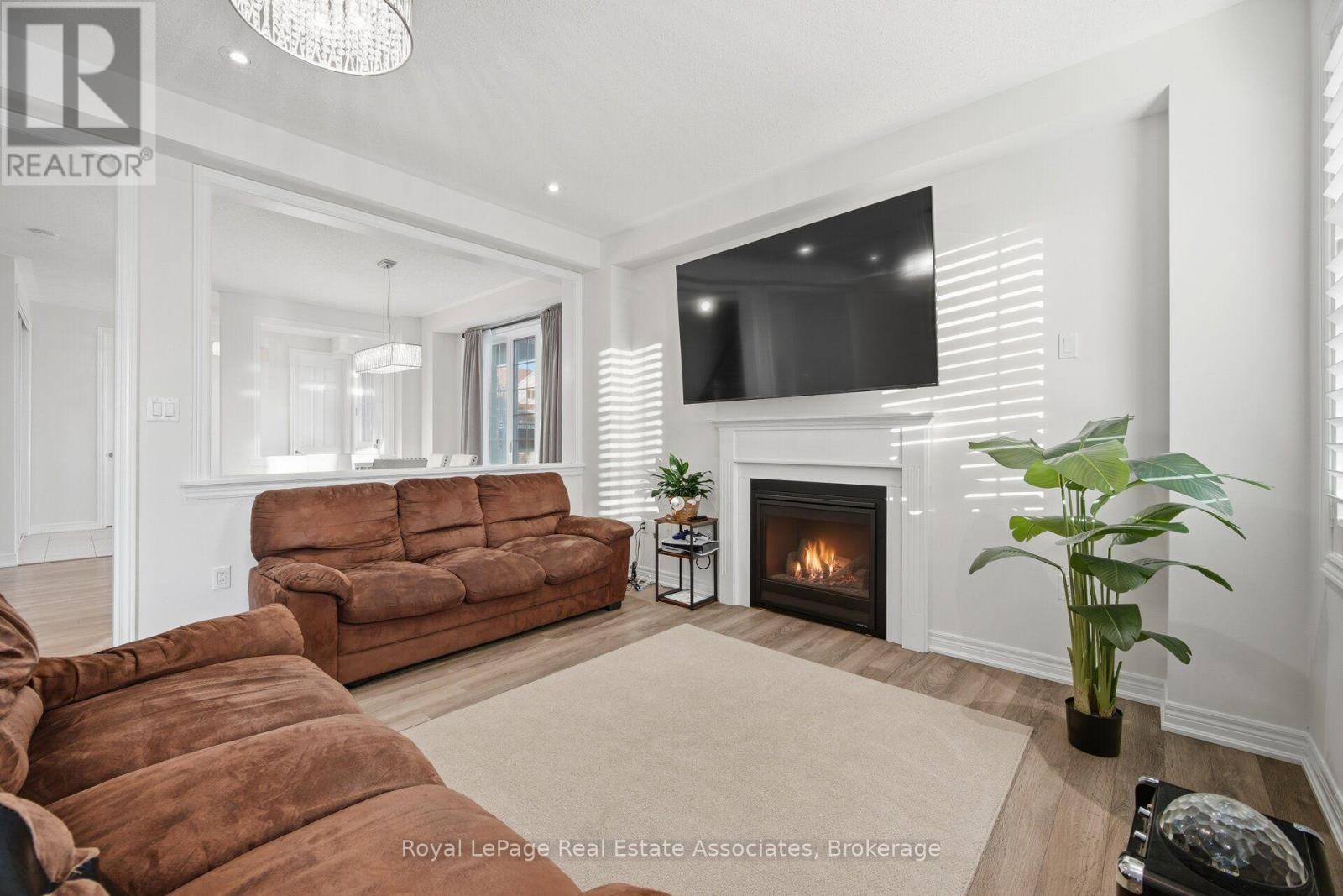104 Sutcliffe Way, New Tecumseth photo 17